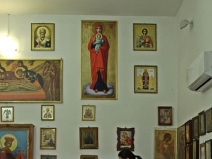 В МИХАИЛО-АРХАНГЕЛЬСКОМ ХРАМЕ БАННОГО СОСТОЯЛОСЬ ПРАЗДНИЧНОЕ БОГОСЛУЖЕНИЕ В ДЕНЬ ПАМЯТИ СВЯТИТЕЛЯ НИКОЛАЯ ЧУДОТВОРЦА