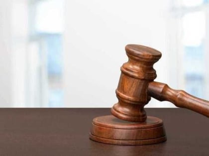 В Оренбурге пьяный отец избил сына стулом