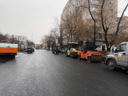 В Оренбурге на ул. Володарского полностью уложен асфальт