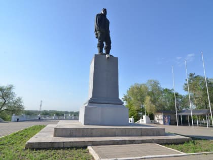 Реставрация памятника Чкалову в Оренбурге начнется на следующей неделе
