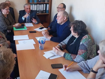 Слова не дают сказать. В Орске назрел конфликт между Общественной палатой и депутатами горсовета