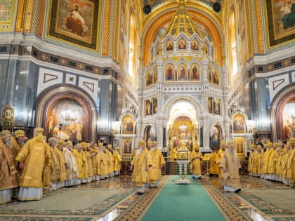 ЕПИСКОП ОРСКИЙ И ГАЙСКИЙ ИРИНЕЙ СОСЛУЖИЛ СВЯТЕЙШЕМУ ПАТРИАРХУ МОСКОВСКОМУ И ВСЕЯ РУСИ КИРИЛЛУ В 16-Ю ГОДОВЩИНУ ЕГО ИНТРОНИЗАЦИИ