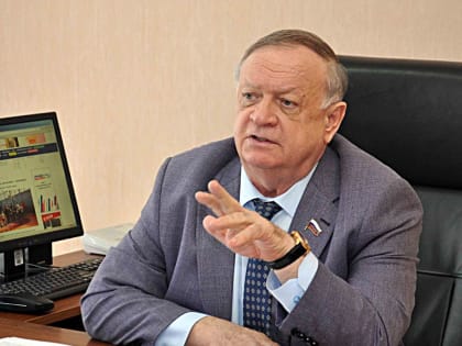 Депутат Госдумы Виктор Заварзин провел прием граждан в Орске