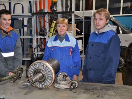 В «Росводоканал Оренбург» поздравил сотрудников с Днем энергетика