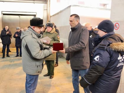 Сотрудников орского механического завода наградили медалями «За трудовую доблесть»