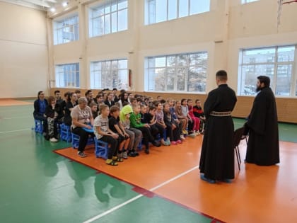 Беседа священнослужителей о терроризме в Орске