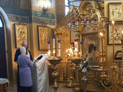 ПРЕОСВЯЩЕННЕЙШИЙ ИРИНЕЙ ВОЗГЛАВИЛ БОЖЕСТВЕННУЮ ЛИТУРГИЮ В ПРАЗДНИК КРЕЩЕНИЯ ГОСПОДНЯ