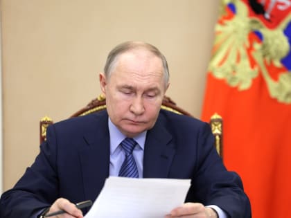 Путин предложил вернуть индексацию пенсий работающим пенсионерам