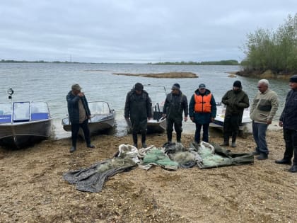 С начала года из водоемов Оренбургской области выловили 776 удочек и брошенных сетей