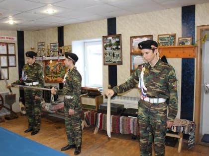 В Орске казаки провели для школьников урок патриотического воспитания
