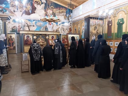 В ИВЕРСКИЙ ЖЕНСКИЙ МОНАСТЫРЬ ОРСКА ПРИБЫЛИ СВЯТЫНИ ИЗ ТАШКЕНТА