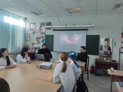 Священнослужители обучают школьников о экстремизме