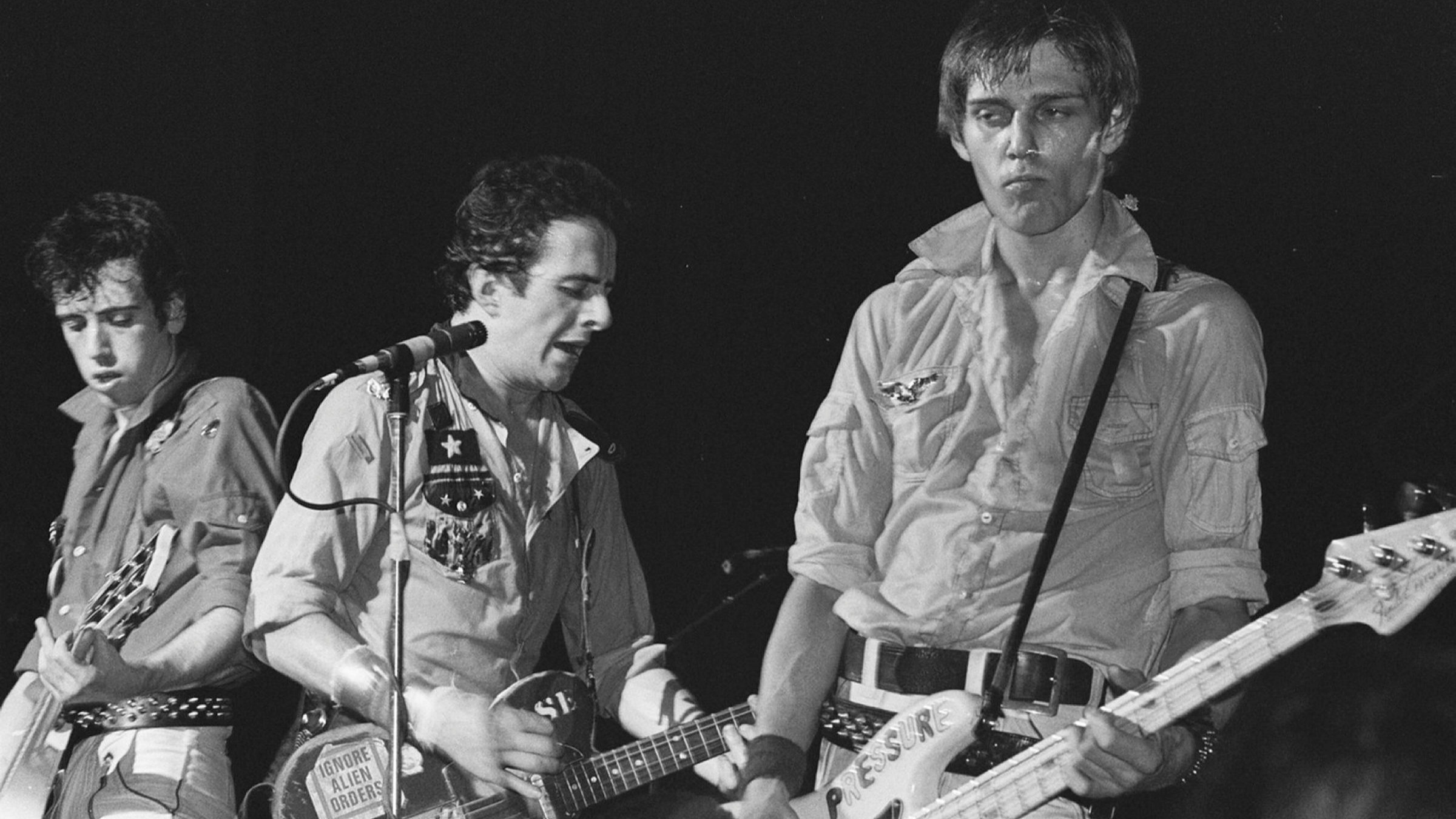 THE GUNS OF BRIXTON, The Clash