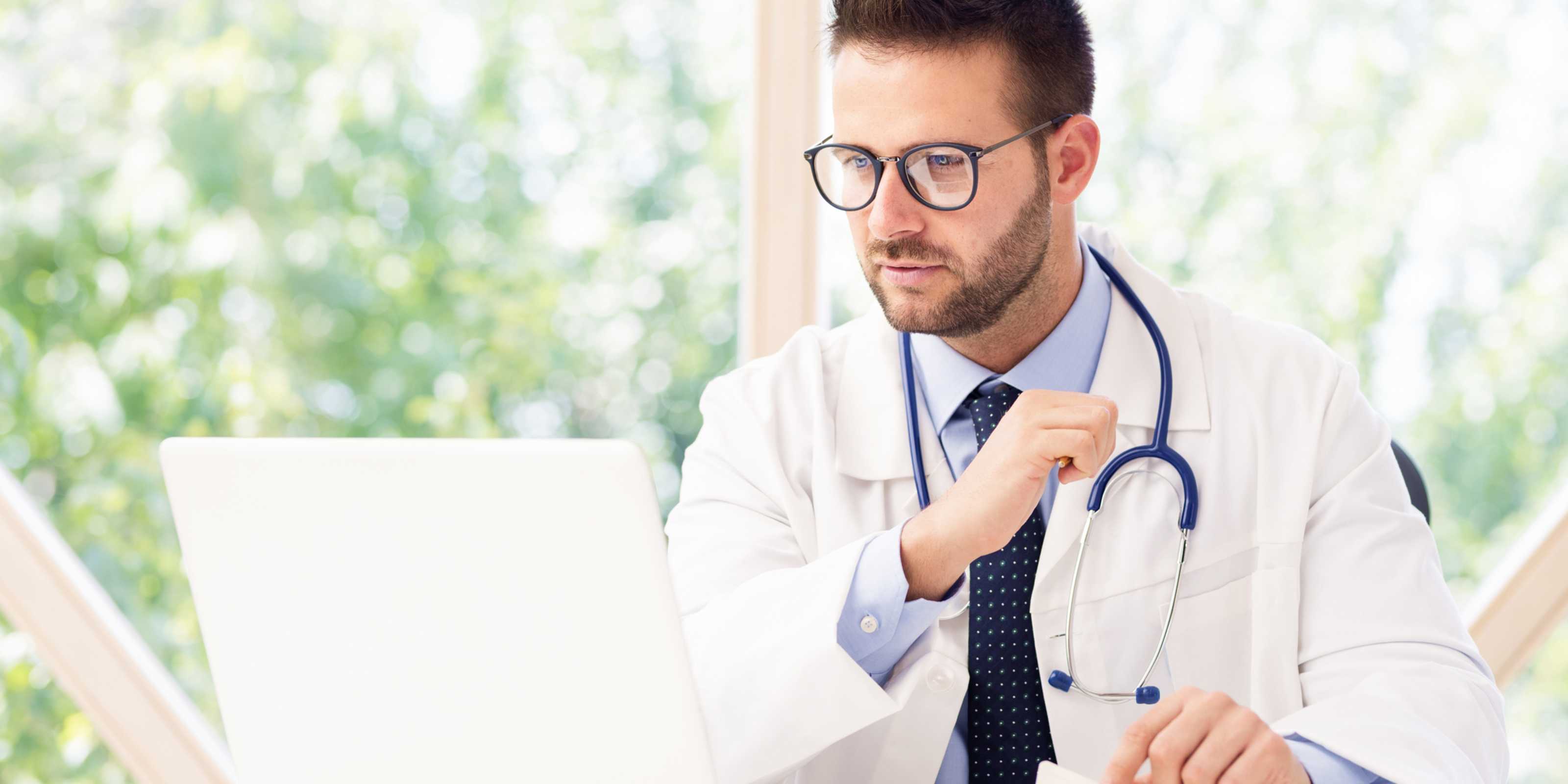 Best Practices For Using Medical AI Tools Securely in 2026 Article hero image