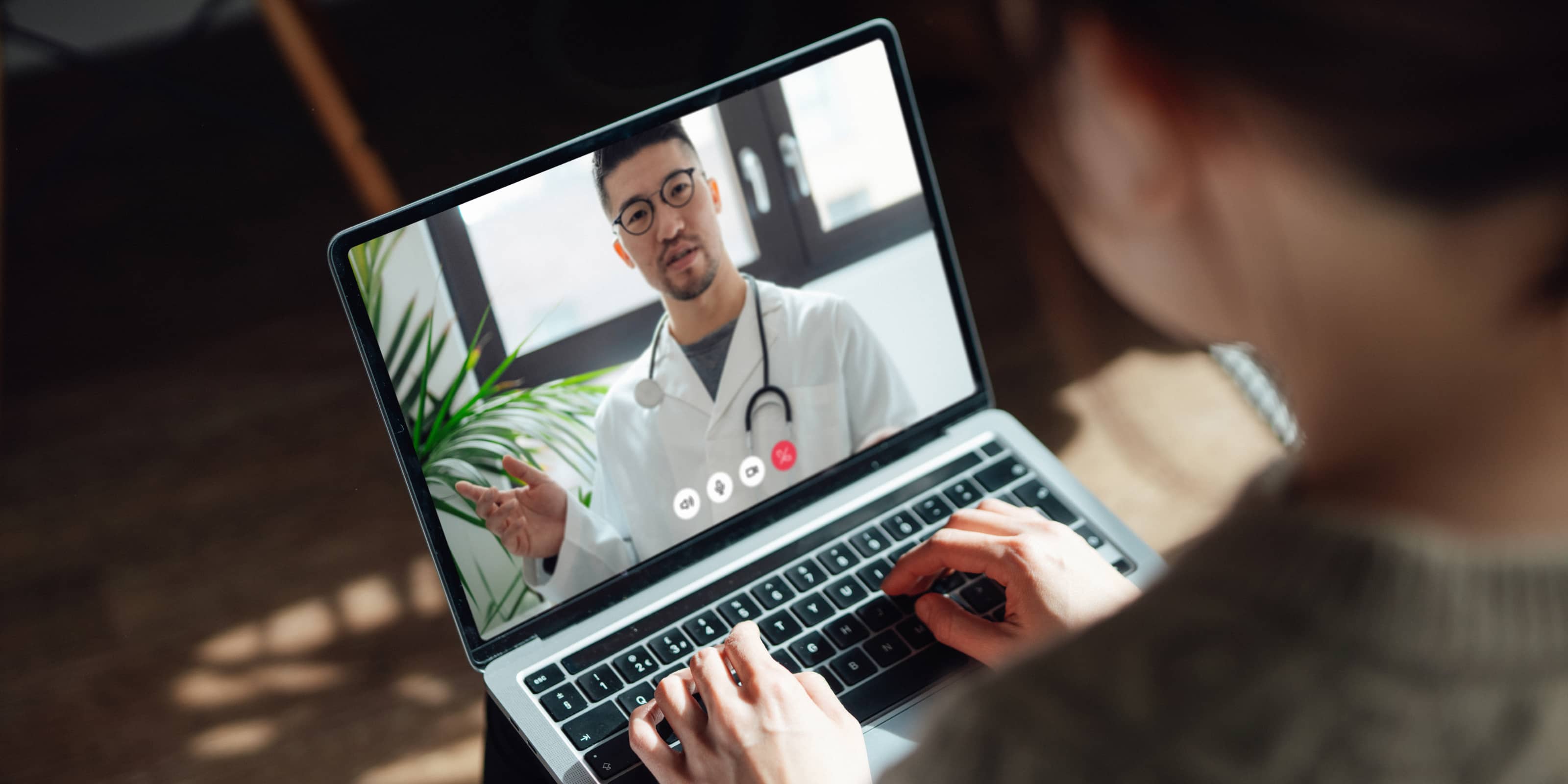 AI Tools for Telemedicine: How Virtual Care Platforms Like Doximity Dialer Are Integrating Clinical AI article hero image