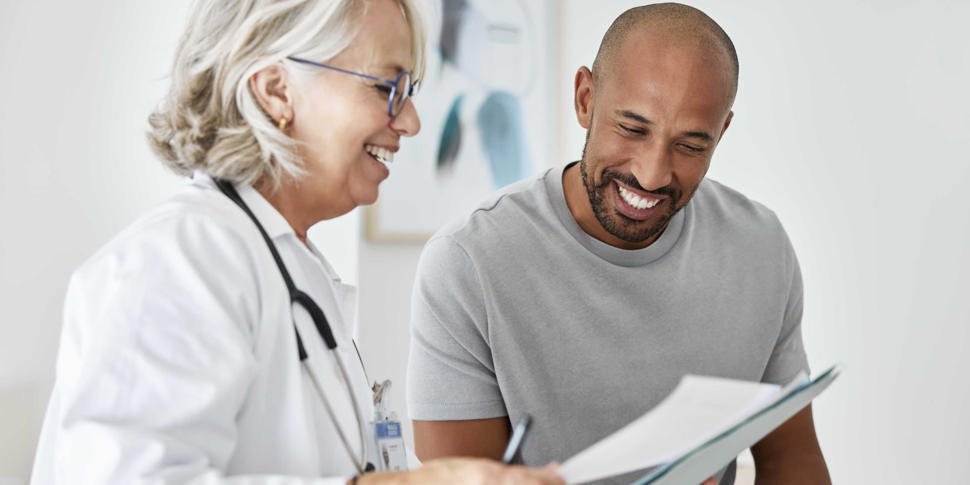 AI Medical Diagnosis and Clinical Reference Tools: The Best Apps Compared article hero image