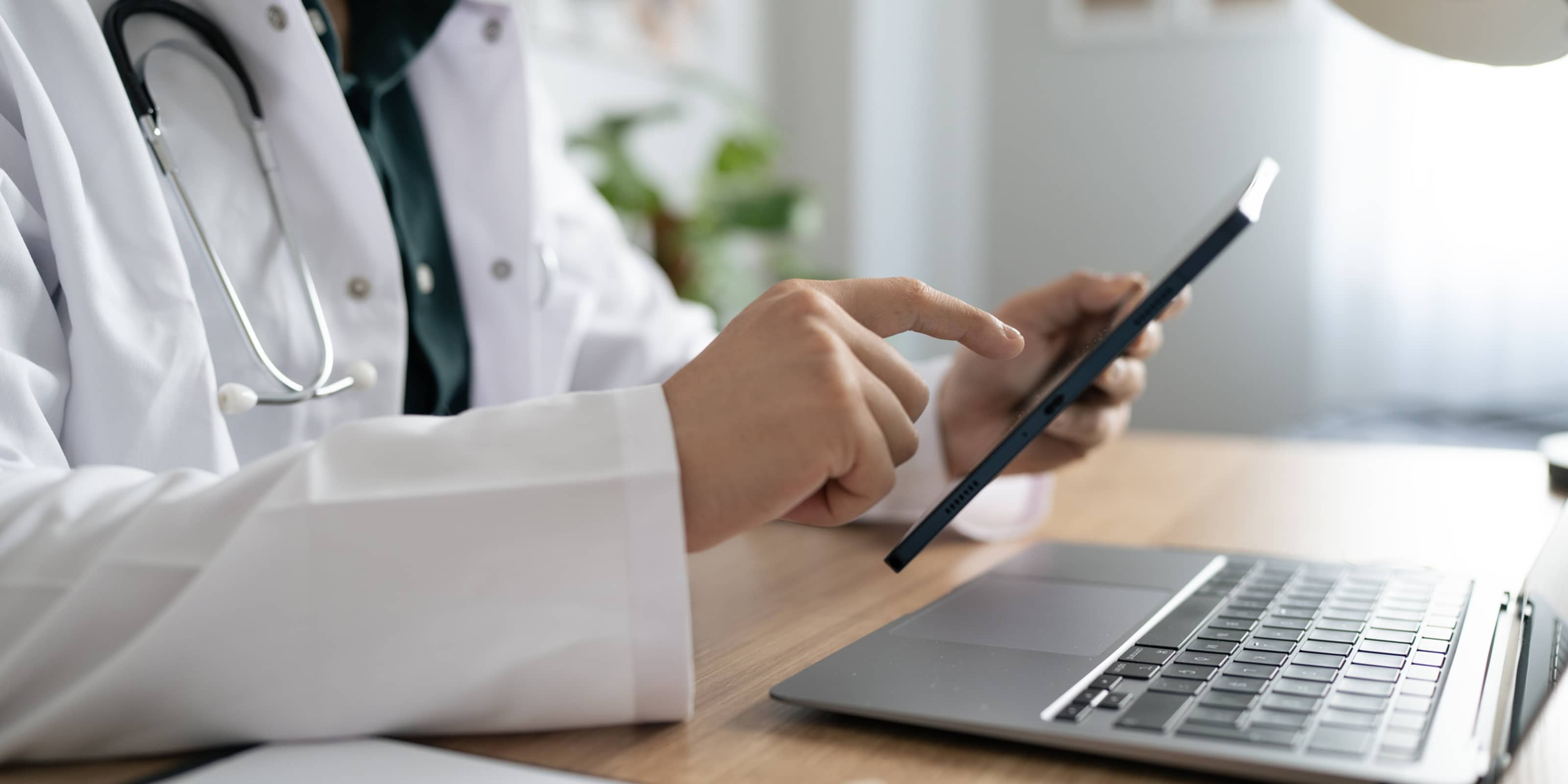 AI Chat Products for Doctors: What You Can (and Can’t) Use ChatGPT For article hero image