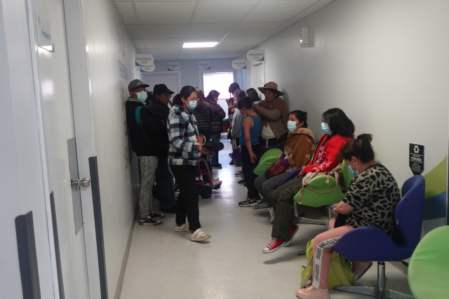 Surgical team at Clínica del Sur