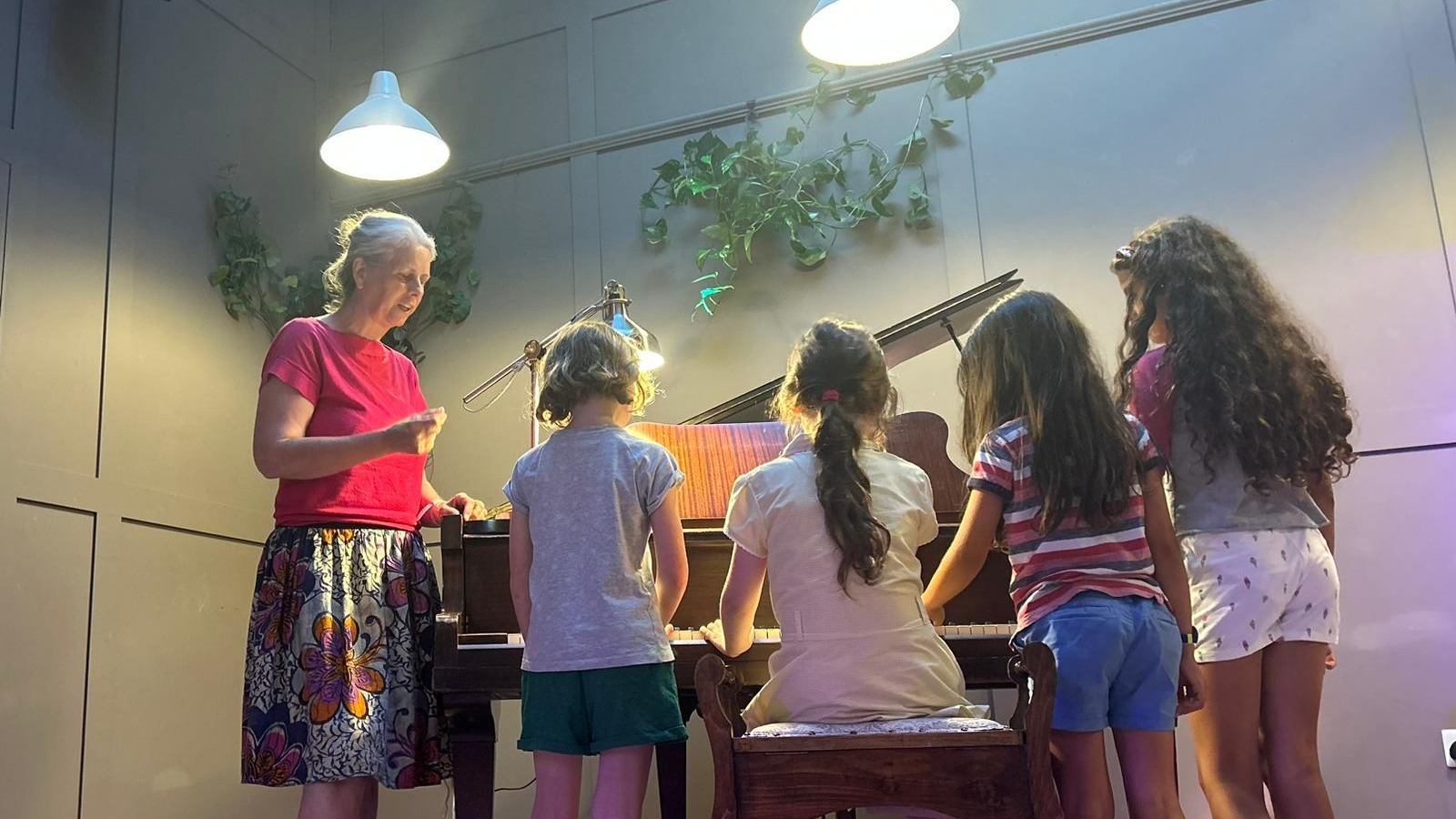 Margaret's Music - 30 minute Piano Lesson-Margaret's Music-0