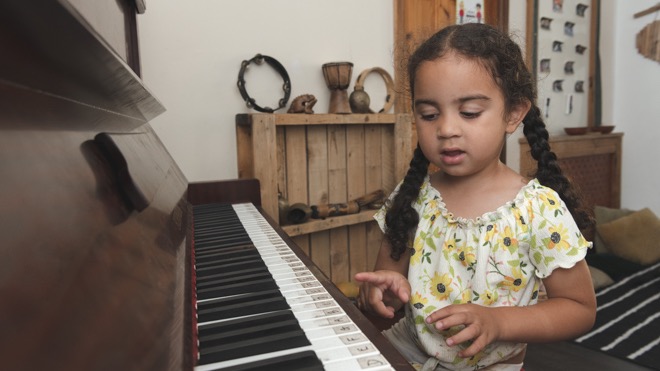 undefined-Storal- Learning Hive-1