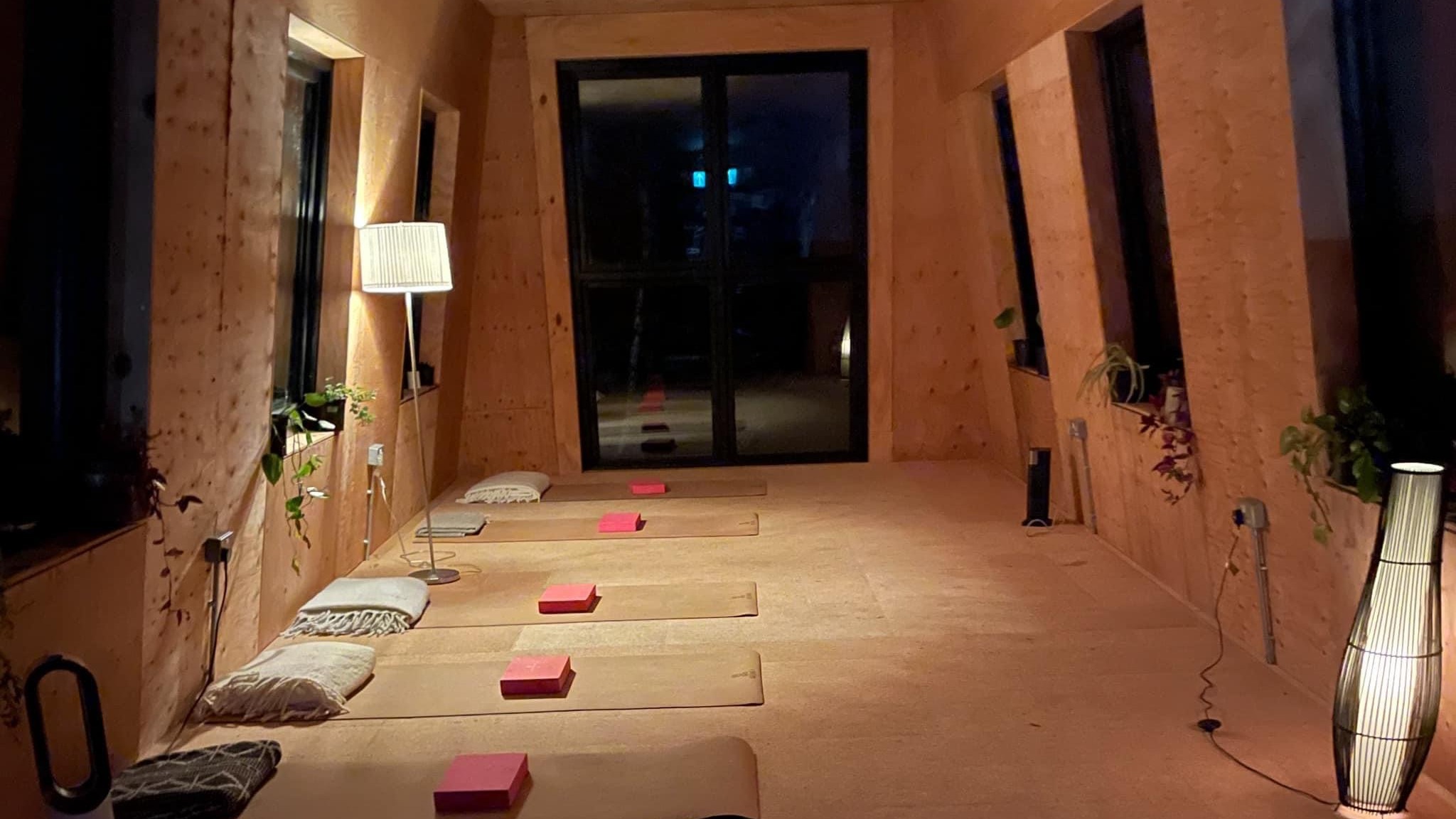 undefined-Happyface Yoga-4