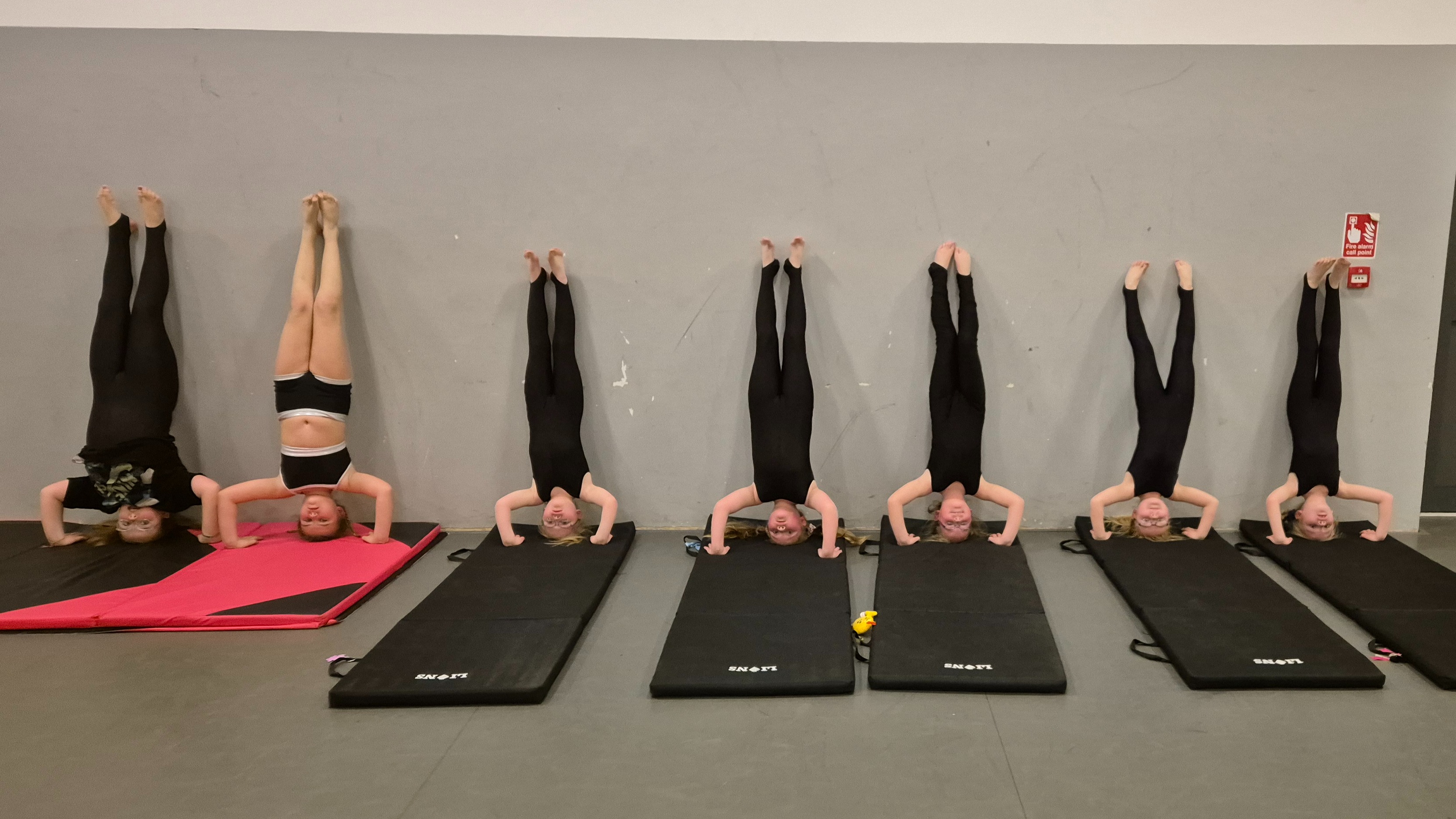 Acro Class — photo 4