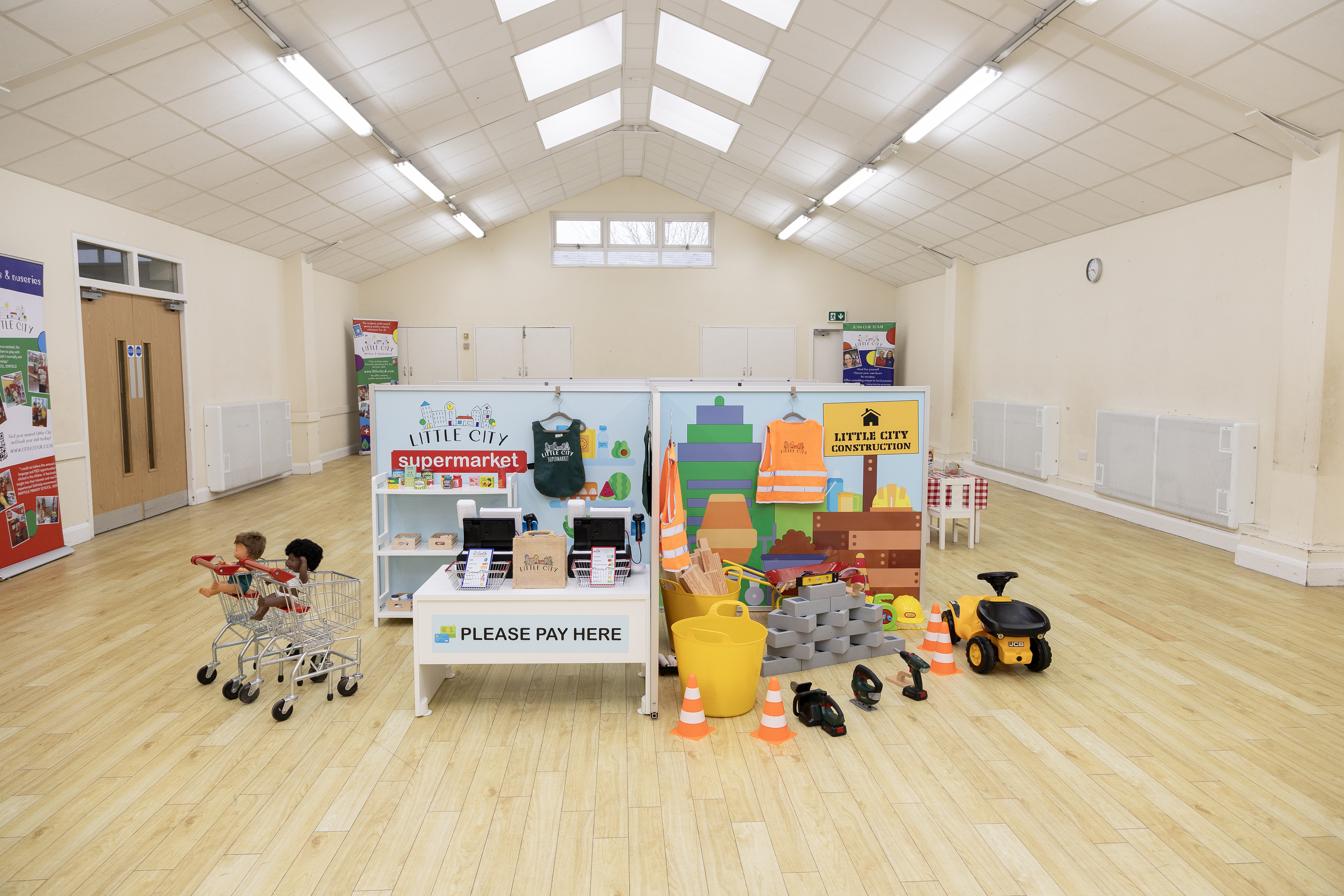 SNOW QUEEN SPECIAL: Horsford Village Hall - Thurs 9th April - Little City - Norfolk