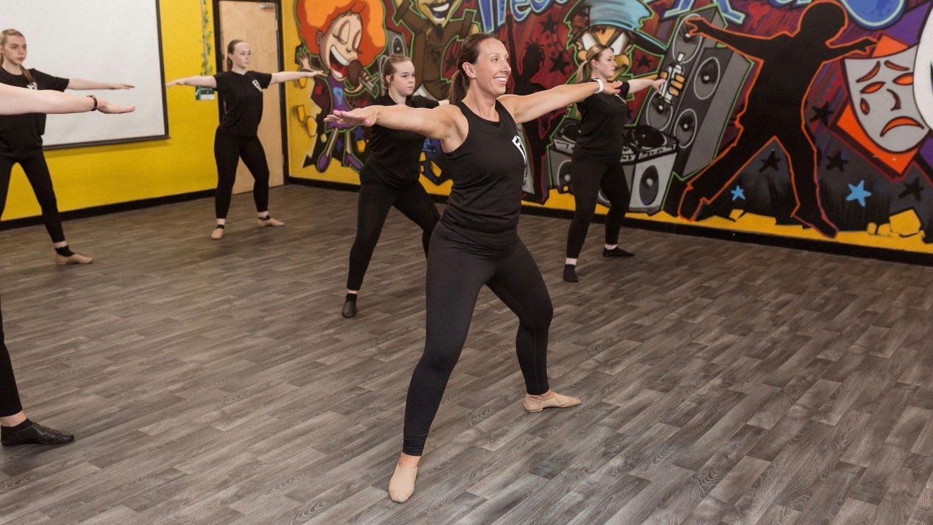 Monday: Senior and Adult Tap & Contemporary/Jazz Combo — photo 4