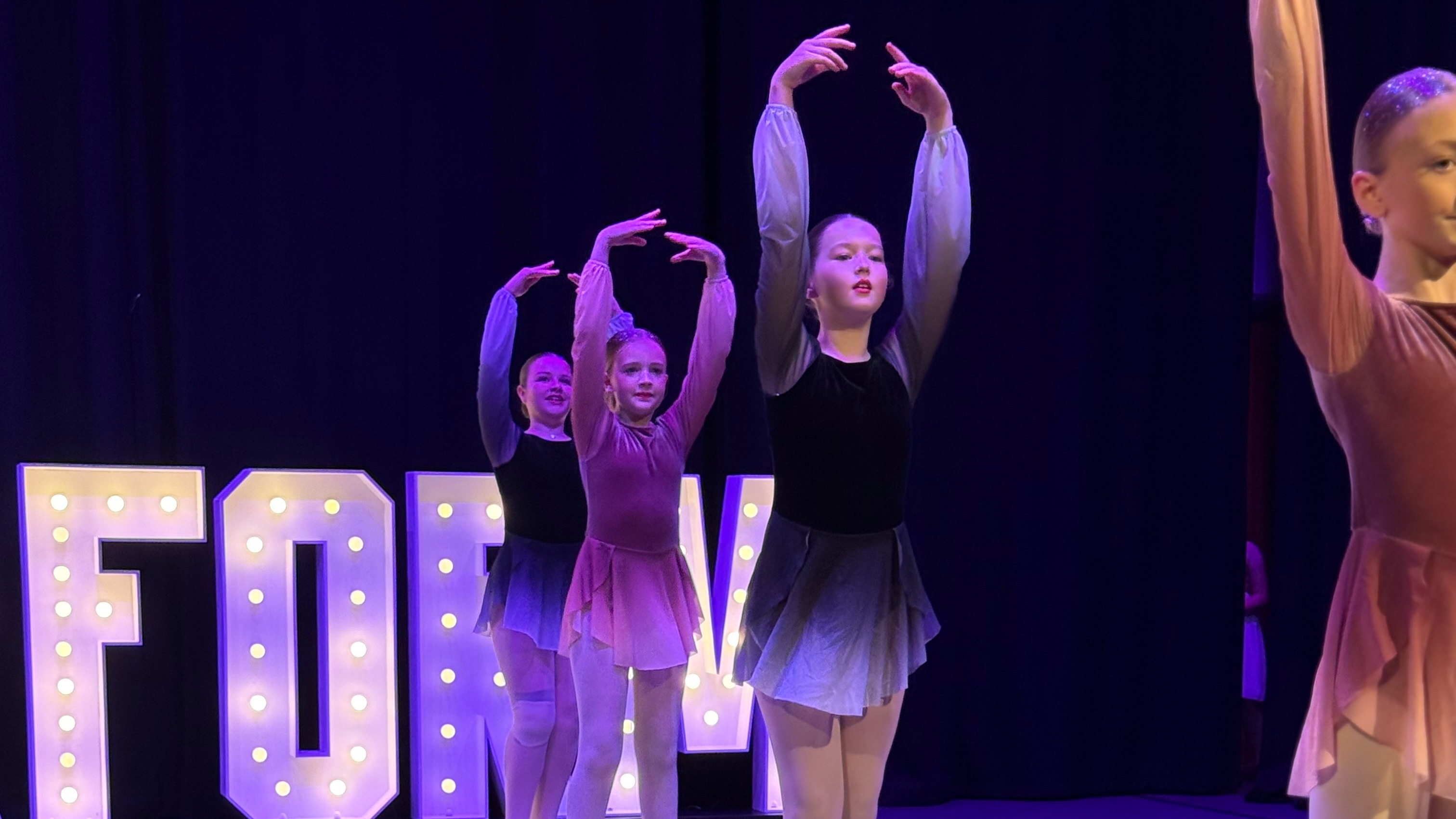 BALLET DANCE (Junior)