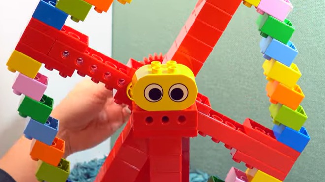 EzeeBlox (2026) — photo 2