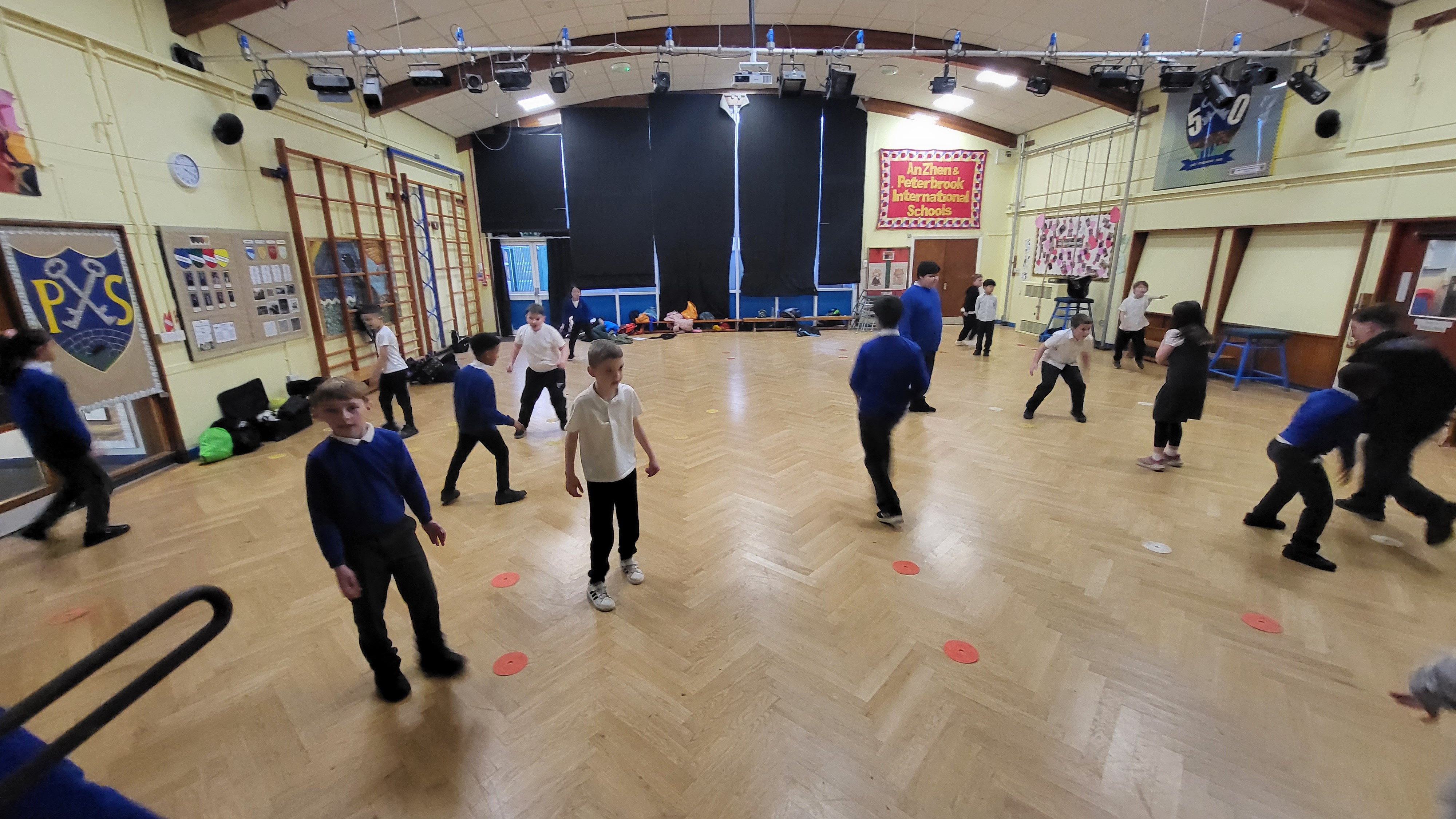 P1 Year 4-6 Friday Multi-Sports Peterbrook Primary — photo 4