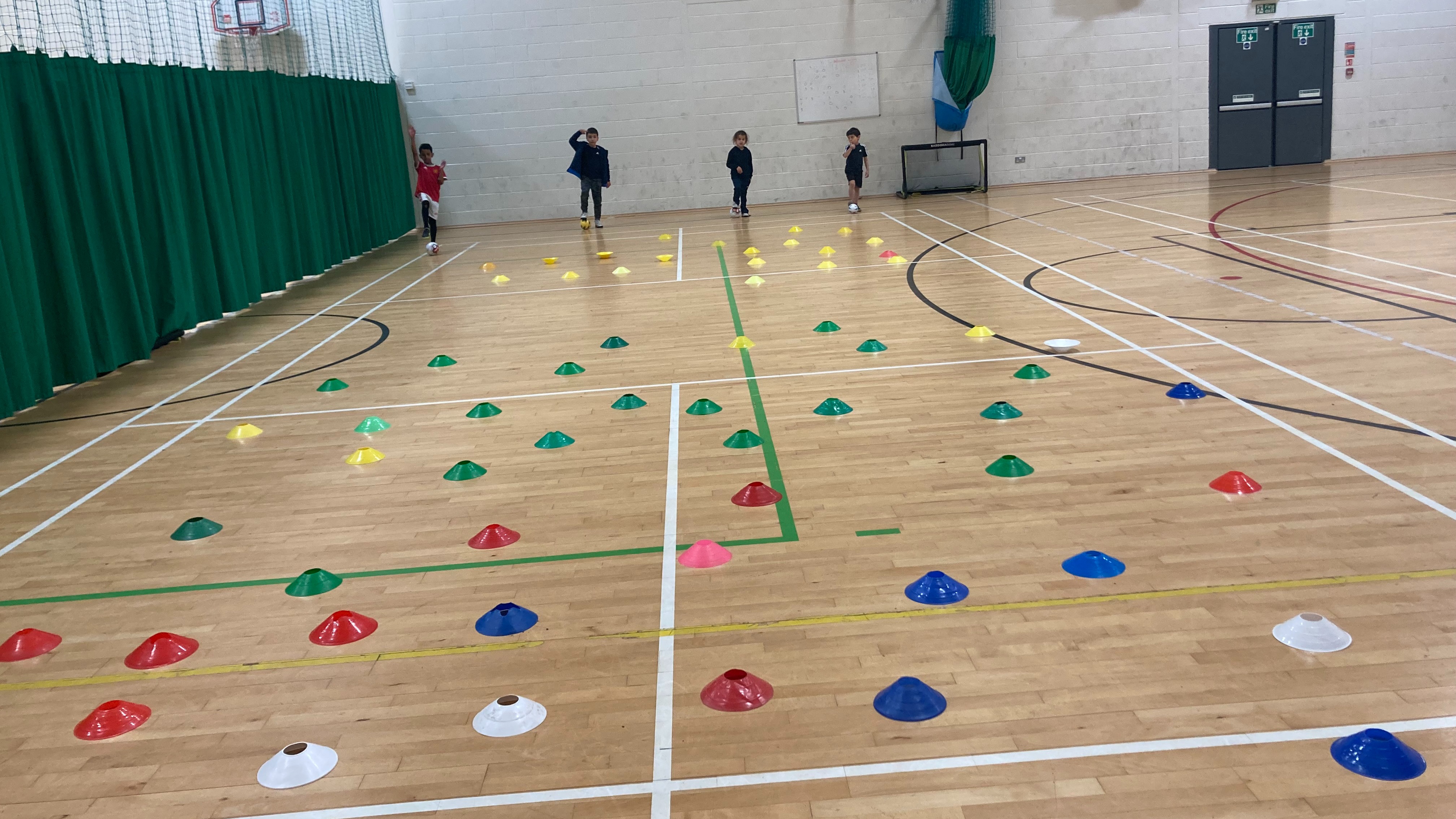 HE2 - Home Ed Football Age 6-12 - Wednesday Bearwood — photo 3