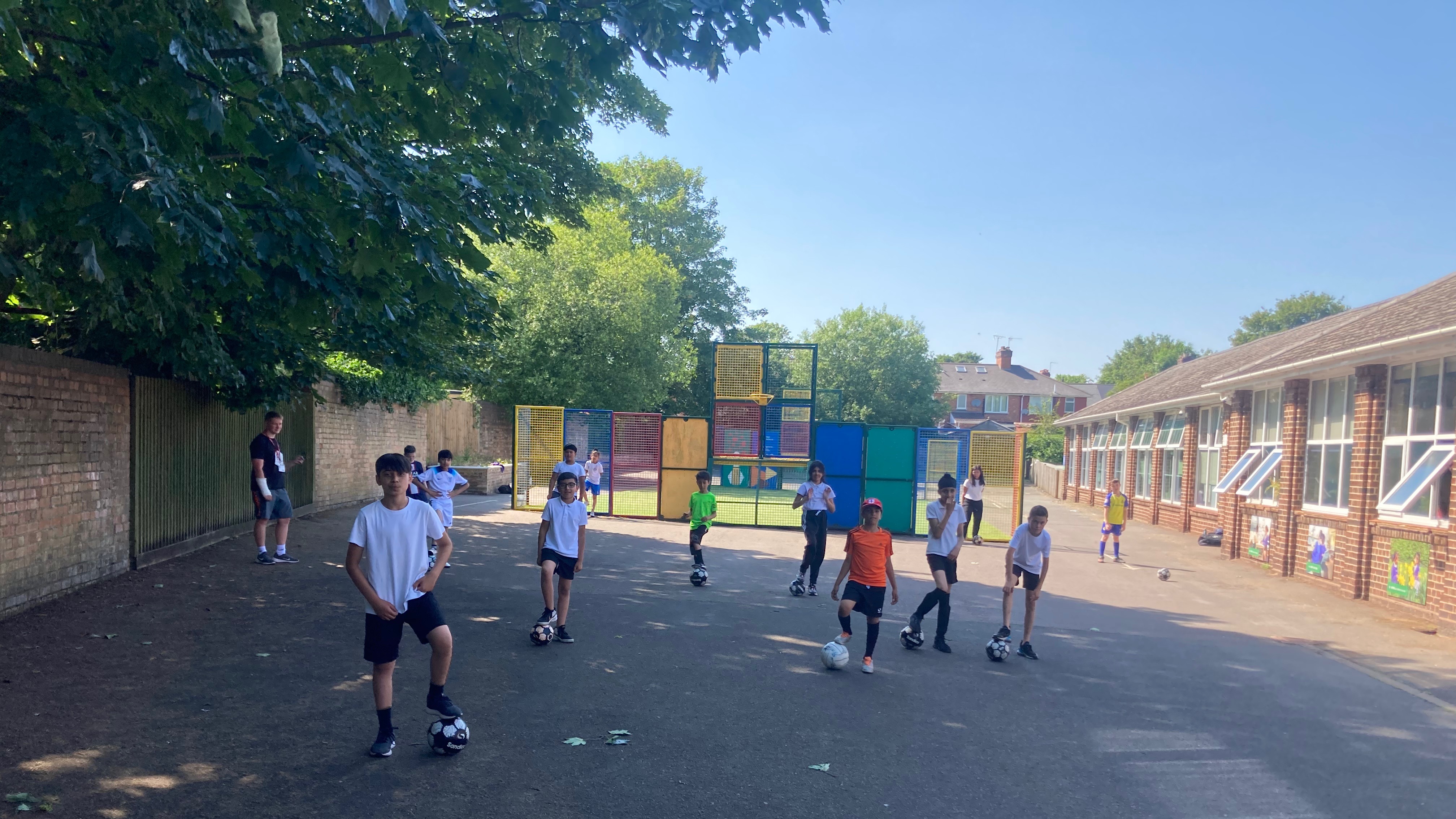 B1 Year 5-6 Wednesday Football Billesley Primary-Football Funatics-3
