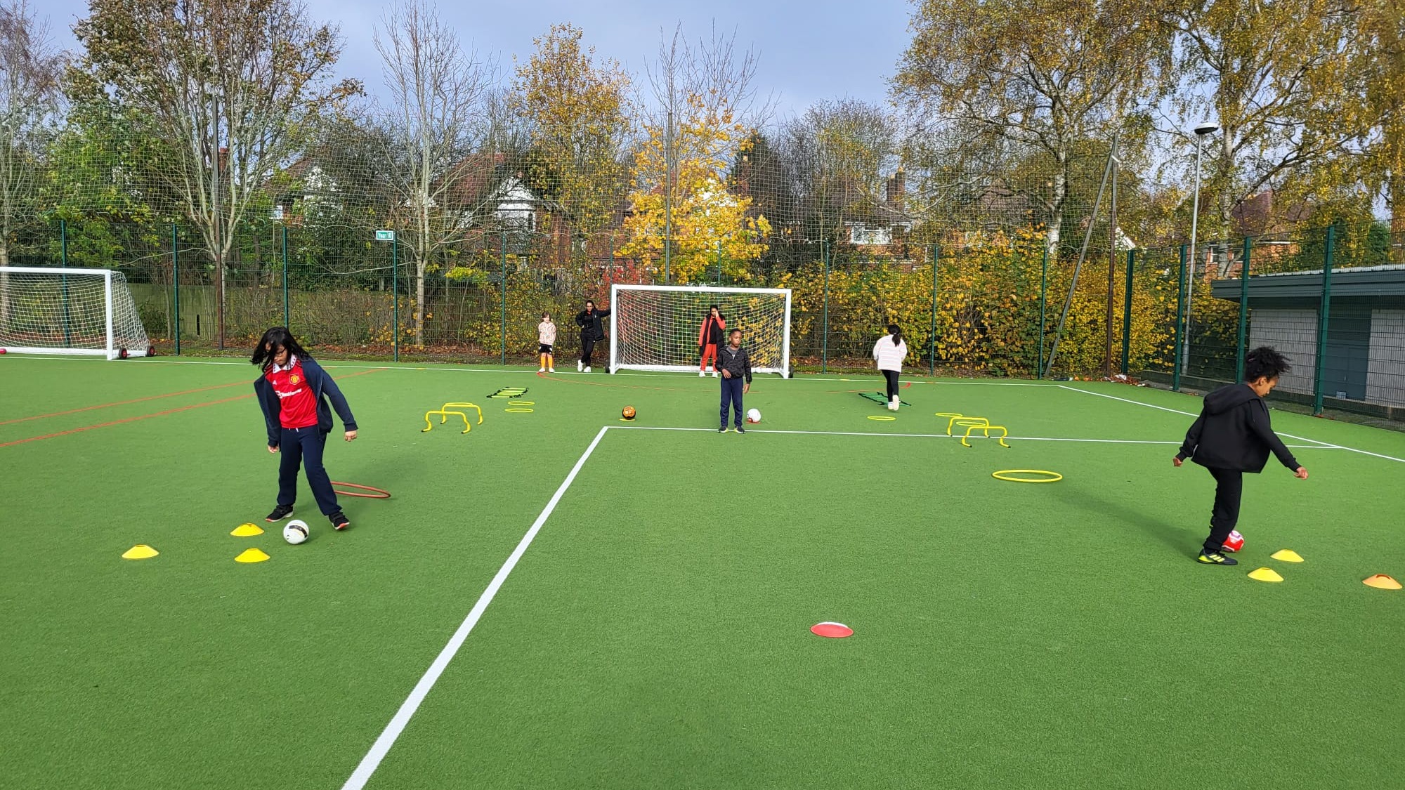 FF4 Year 4 - 9 Girls Saturday Wheelers Lane Football — photo 3