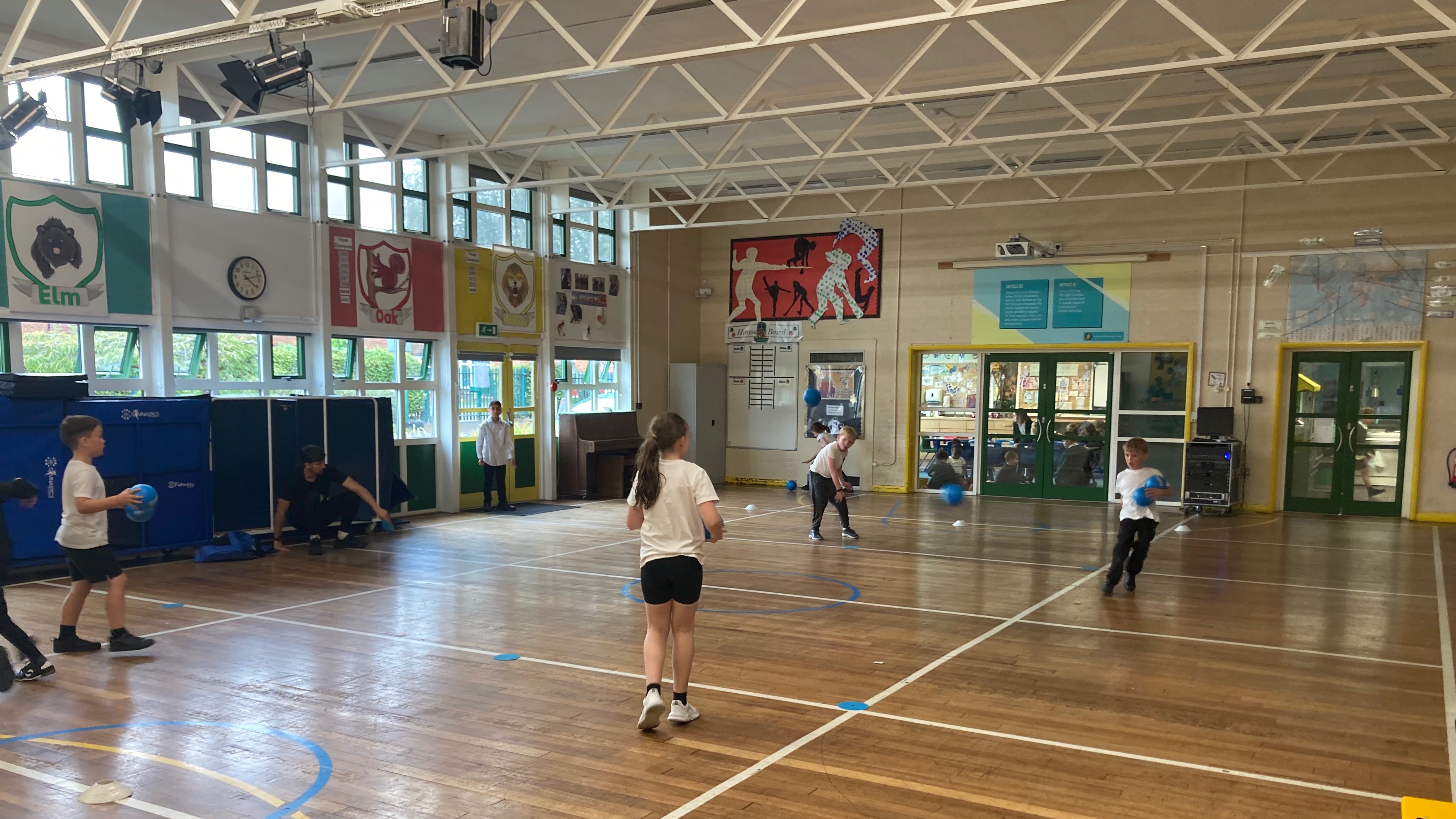 H2 Yr 2 - 4 Tuesday Football, Multisports & Wacky Games — photo 3