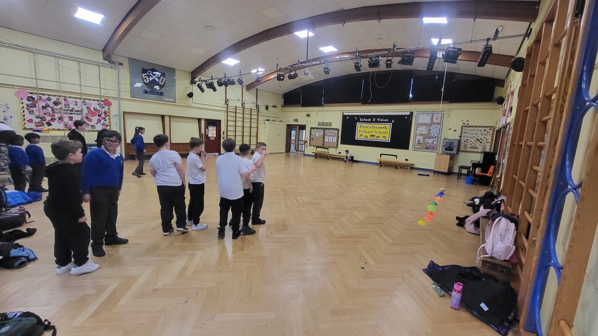 P1 Year 4-6 Friday Multi-Sports Peterbrook Primary — photo 2