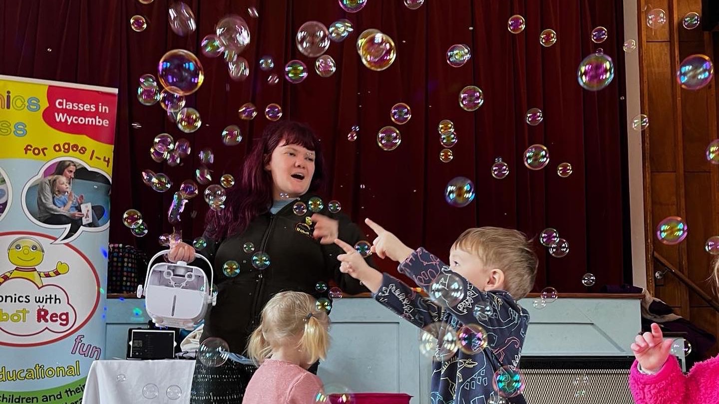 undefined-Phonics with Robot Reg High Wycombe-4