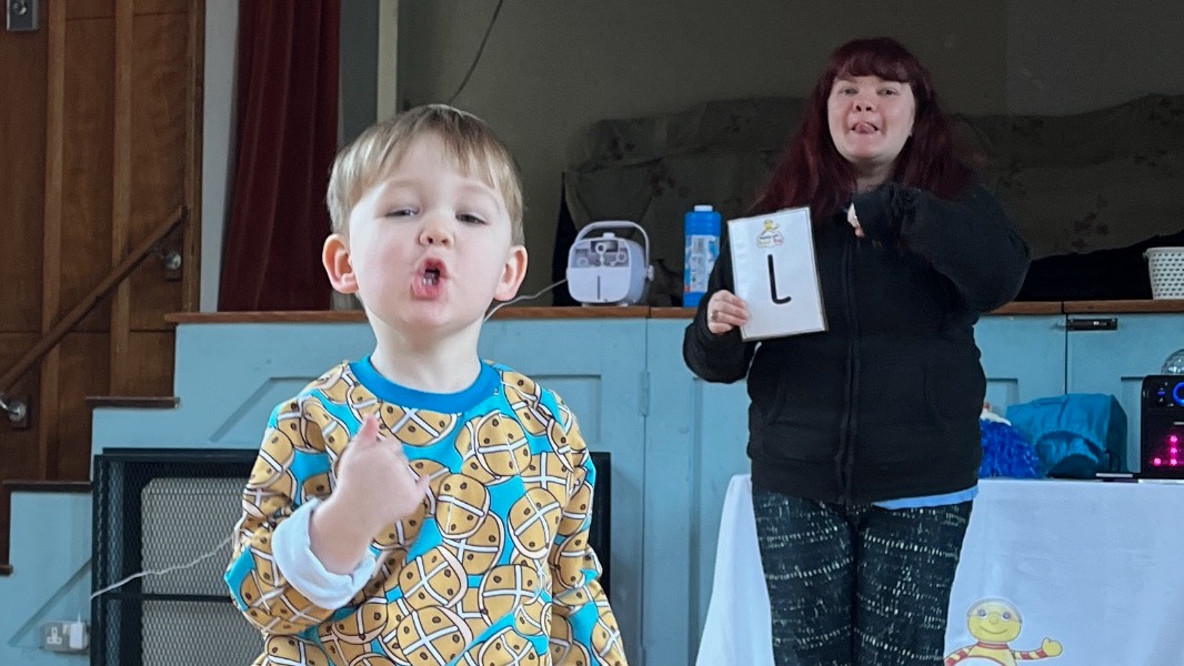 undefined-Phonics with Robot Reg High Wycombe-3