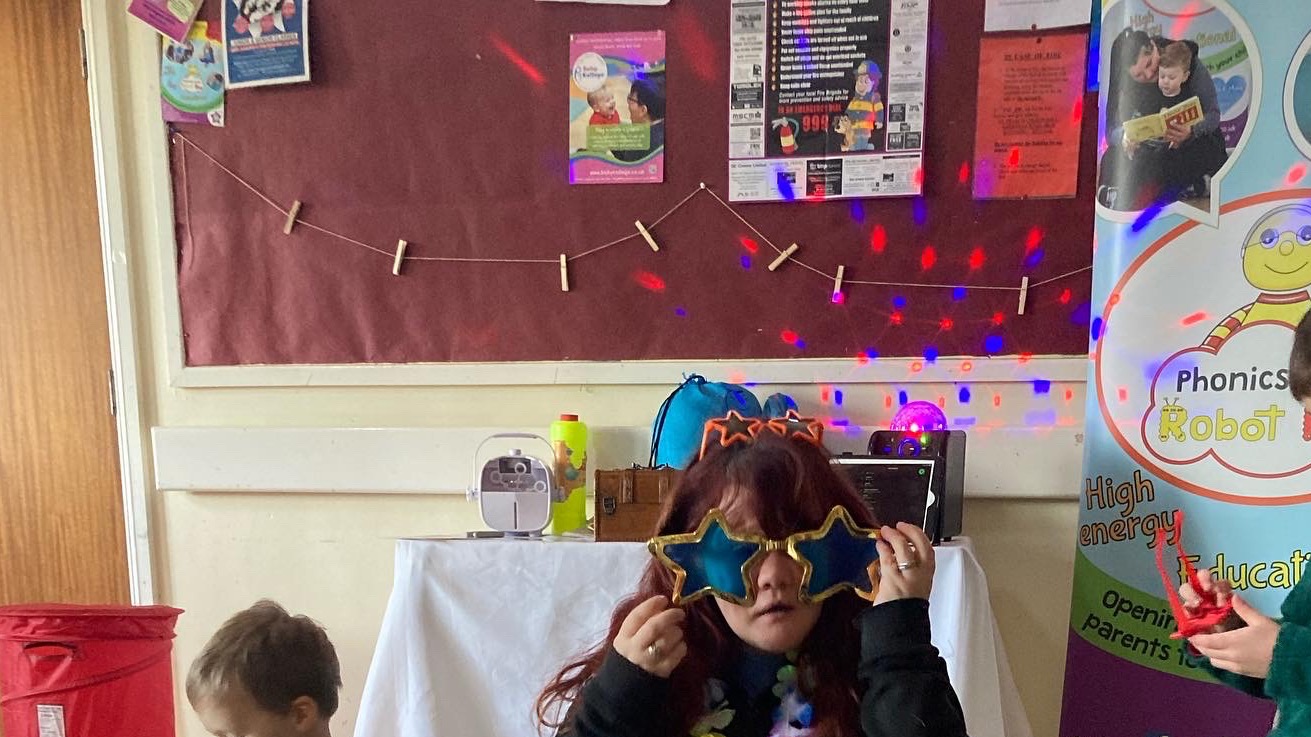 undefined-Phonics with Robot Reg High Wycombe-7