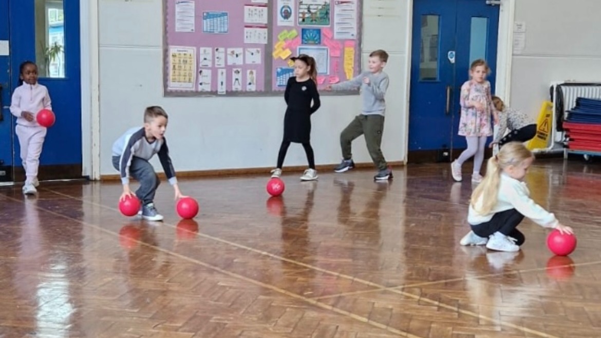 HAF  Free Holiday Club - February Holiday Club 2026-Castle Early Birds-1