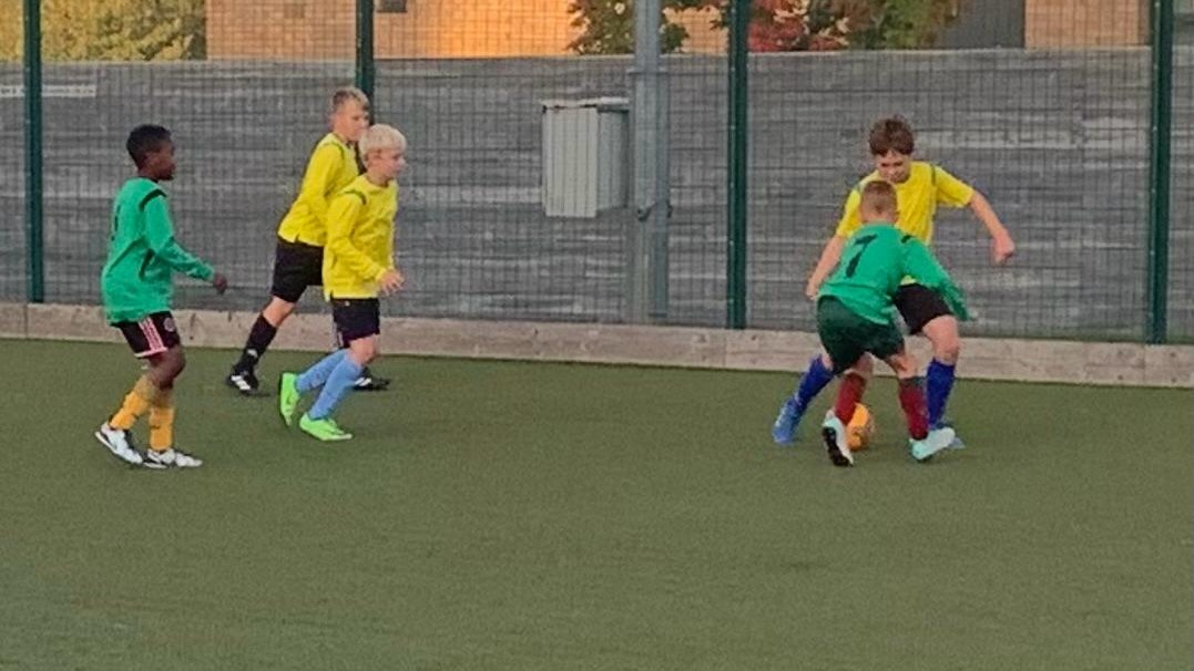 Star Strike Football Coaching - Sheffield (beginners) — photo 4