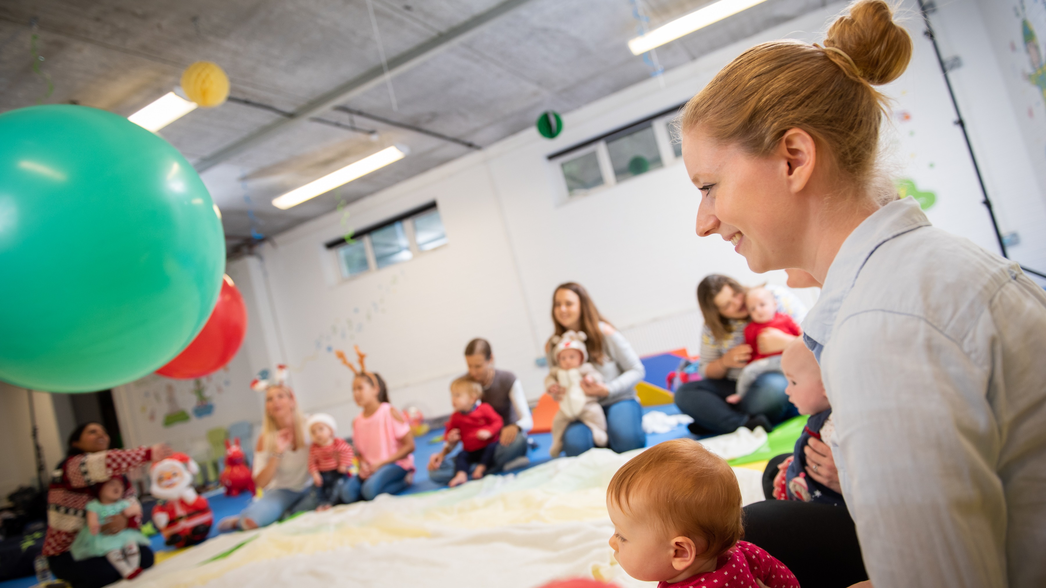 undefined-Baby Sensory - Wimbledon, Raynes Park & New Malden-5
