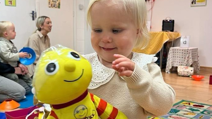 undefined-Phonics with Robot Reg - Hockley, Rayleigh & South Woodham Ferrers-3