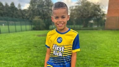 undefined-First Kick Mini Kickers-1