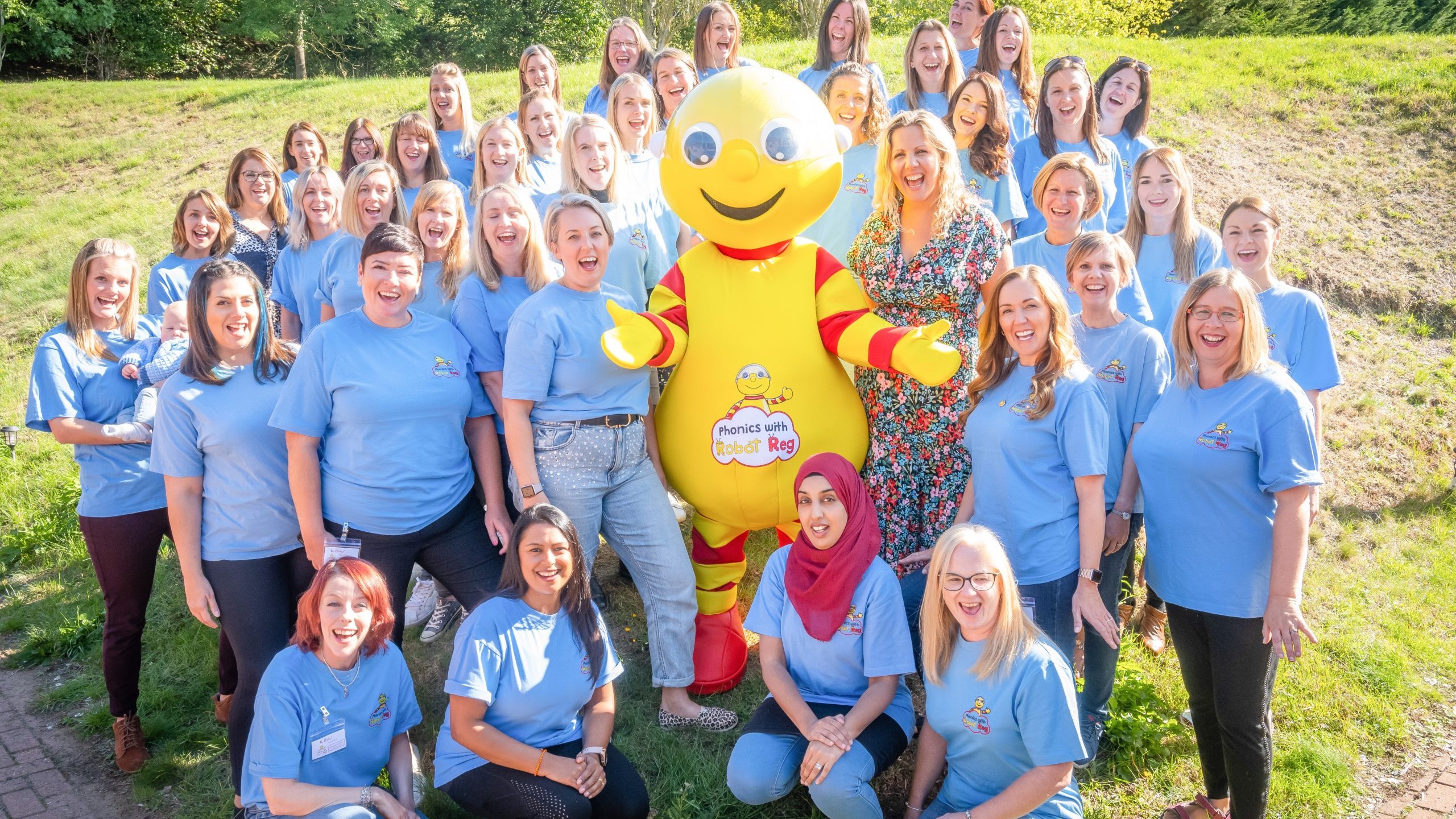 undefined-Phonics with Robot Reg - Woodford-1