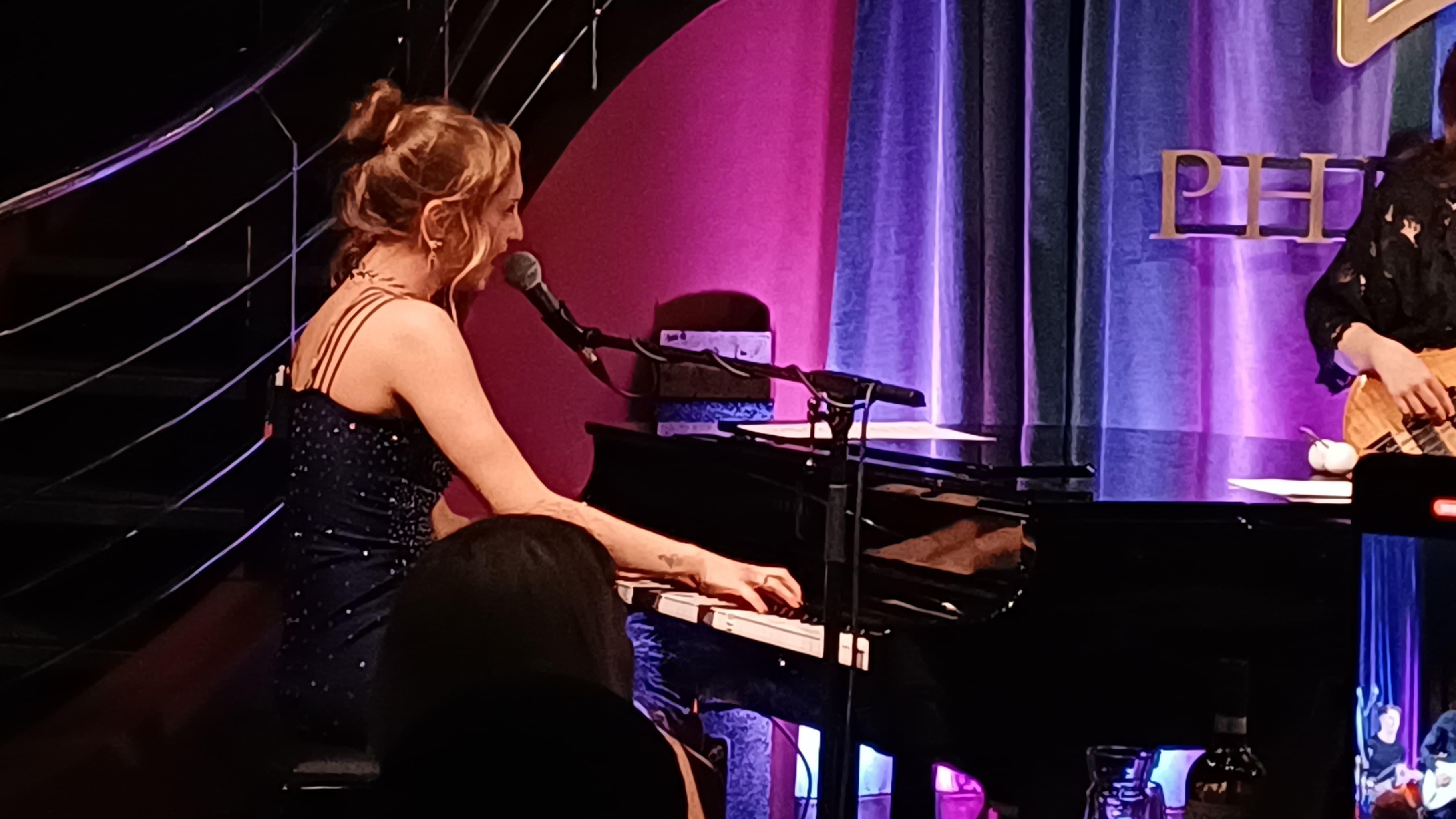 30min 1-2-1 Remote Piano lesson with Alessia-Creative Music Academy-3