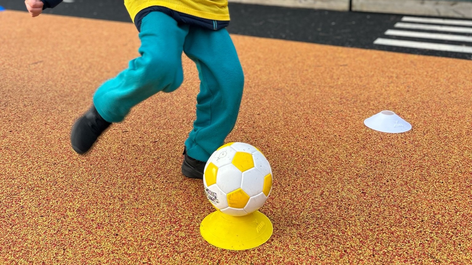 Football Munchkins: Rec, Yr 1 & 2-Munchkin Sports - Wrap Around Care-1