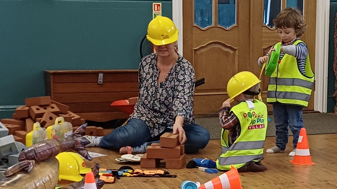 Pop Up Play Village @ HOOLE, Chester-Pop Up Play Village - Chester, Wrexham, Nantwich & Whitchurch-1