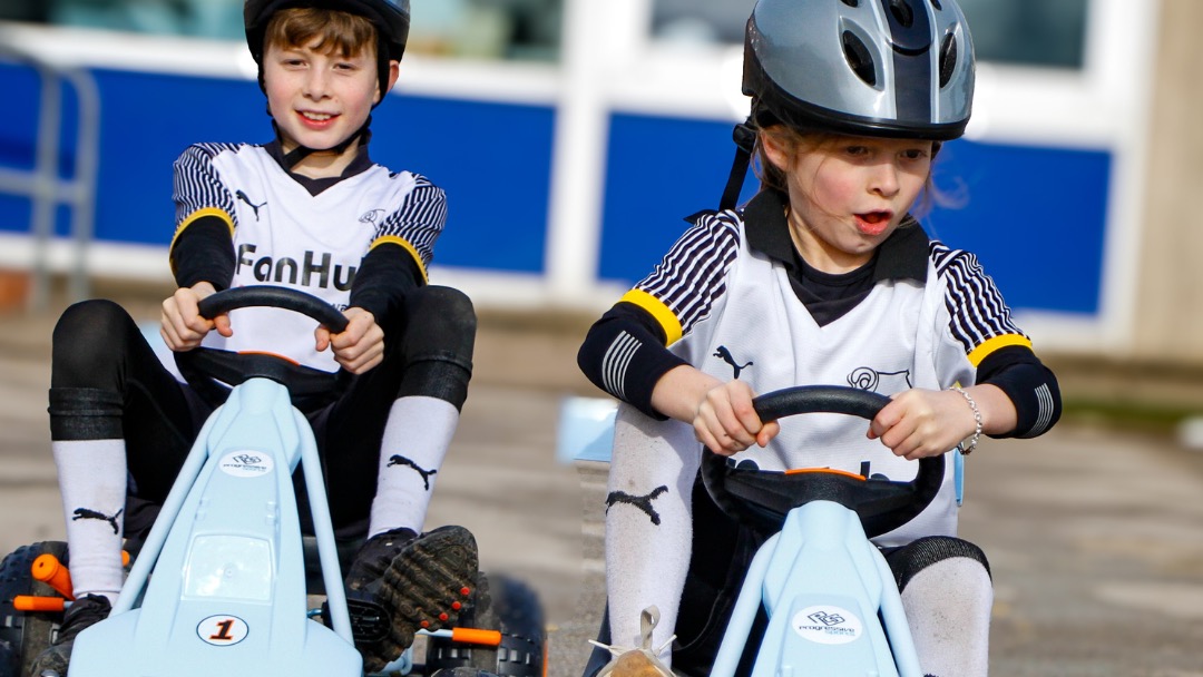 undefined-Progressive - East Midlands-4