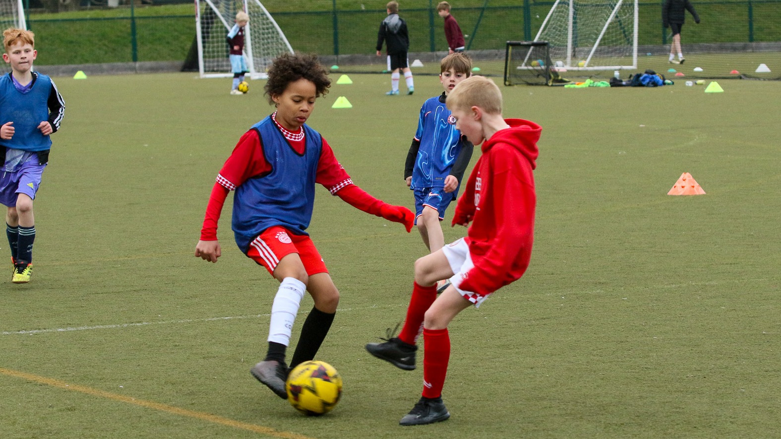 Year 4 Football- Nailsea School — photo 4